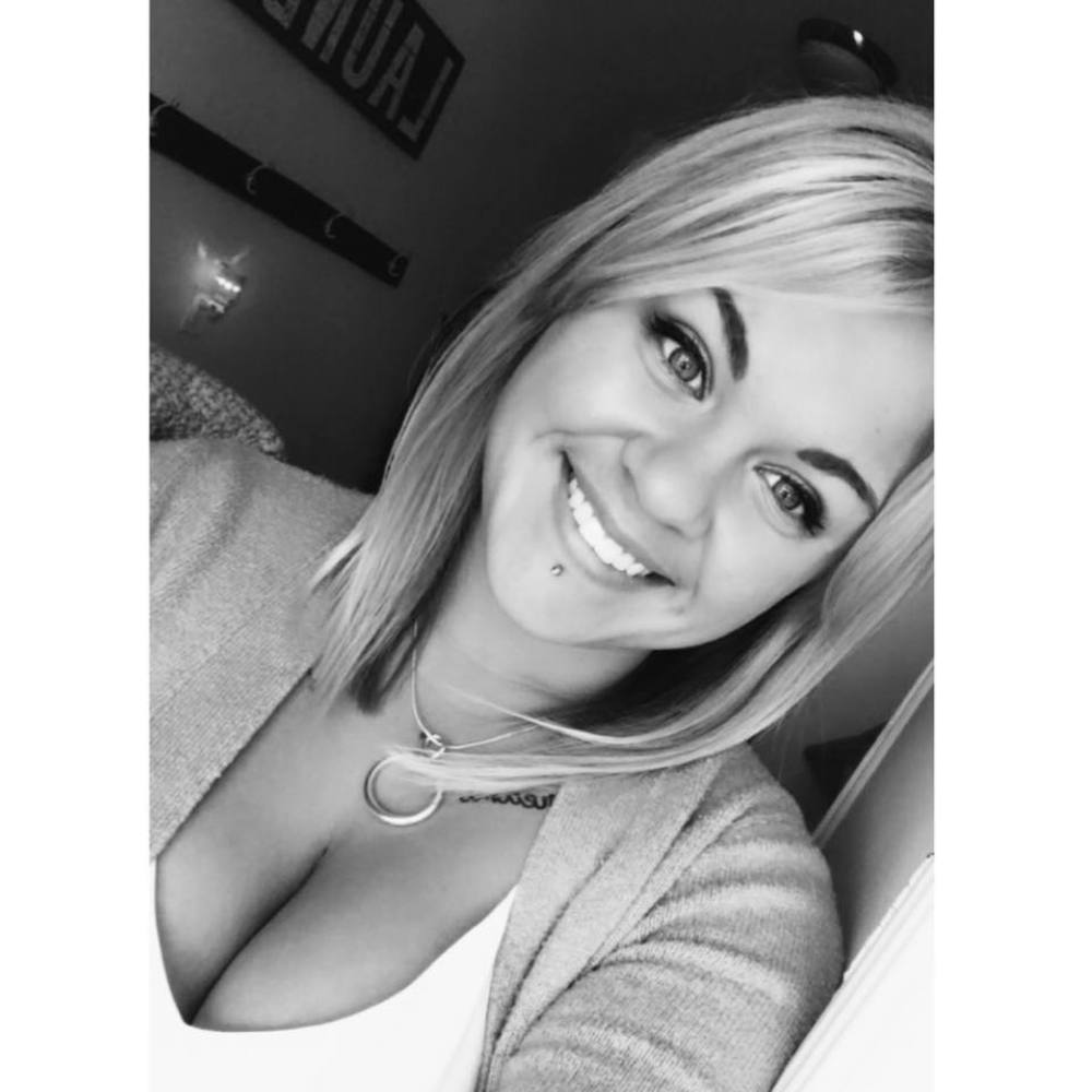 Meet your Posher, Riley